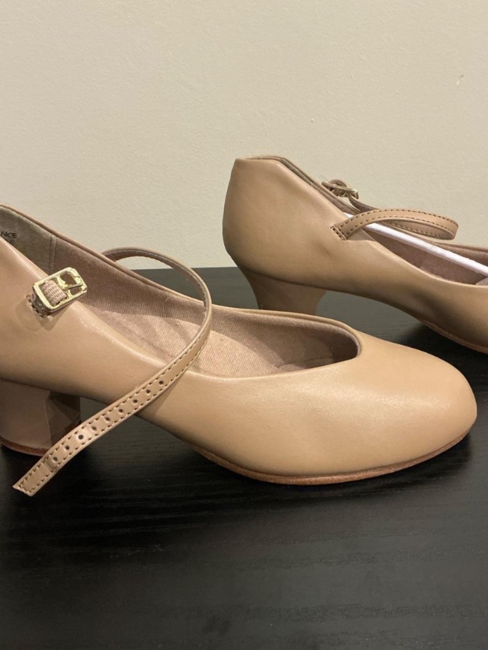 Capezio Character Heels 1.5 inch heel Size 6 W